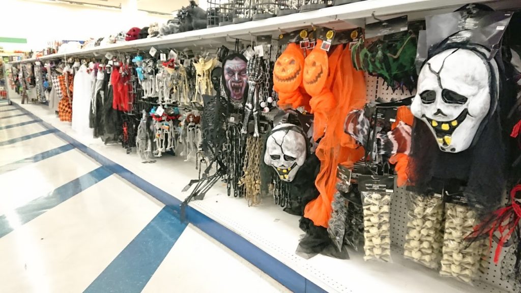 99セントショップのハロウィングッズ