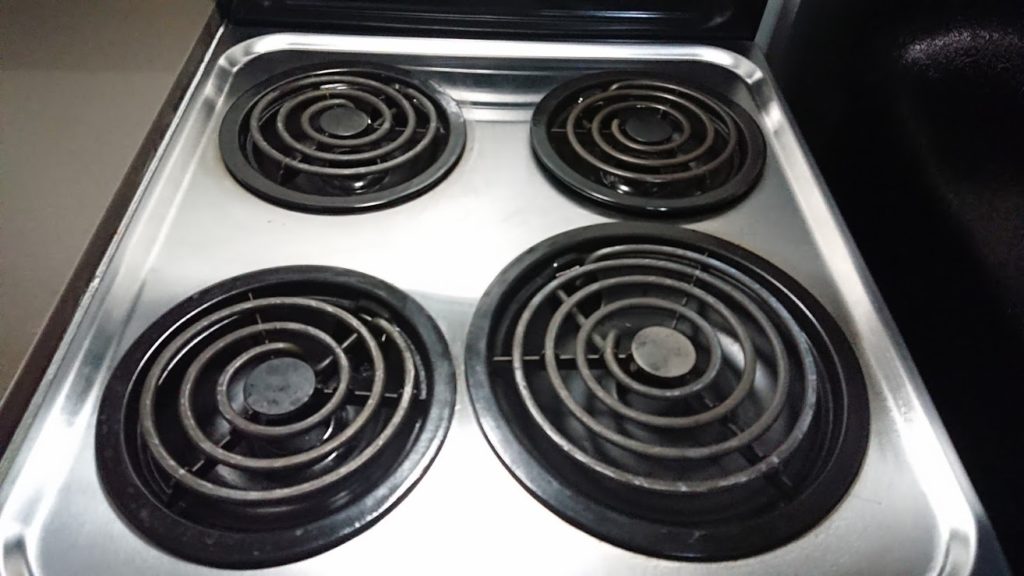 綺麗になった電気コンロ