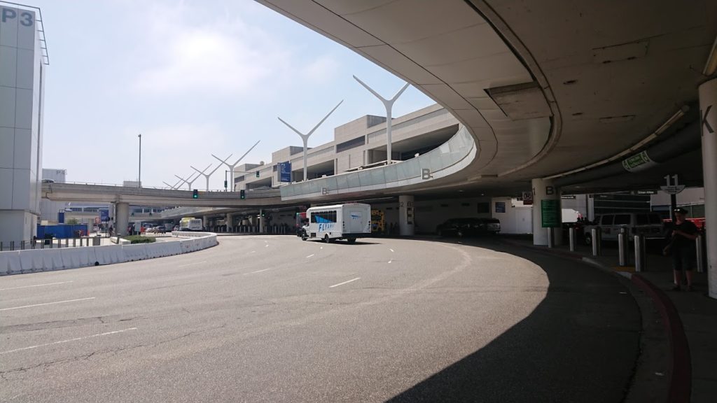 ロサンゼルス空港外観
