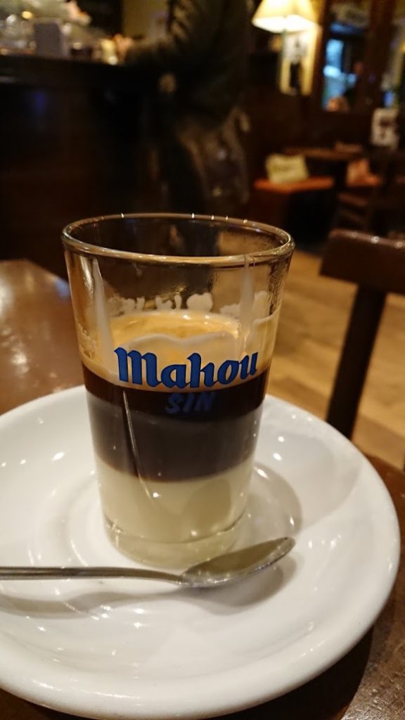 カフェボンボン